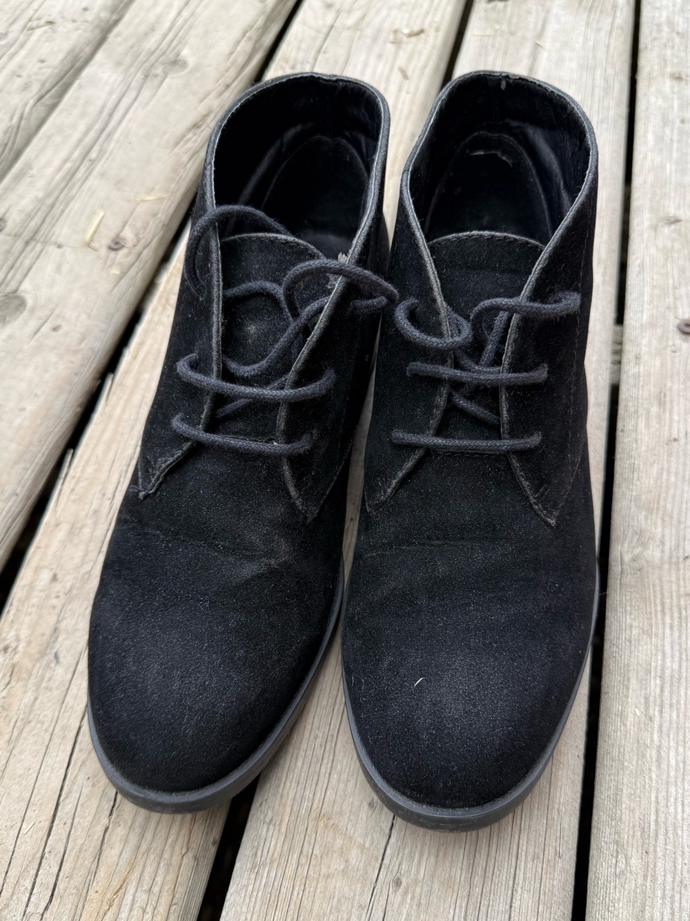 Women’s Black Suede Lace-Up Casual Chukka Boots
